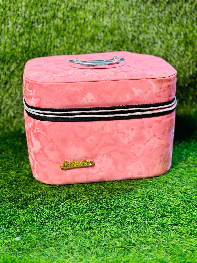 Full Fledge Makeup Box Deal